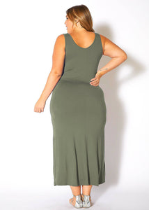 Bellatrix Plus Size Round Neck Sleeveless Maxi Dress