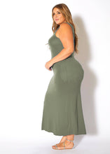 Load image into Gallery viewer, Bellatrix Plus Size Round Neck Sleeveless Maxi Dress