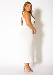 Bellatrix Plus Size Round Neck Sleeveless Maxi Dress